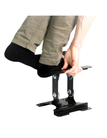 ZOMBIE-PROOF LAPTOP STAND